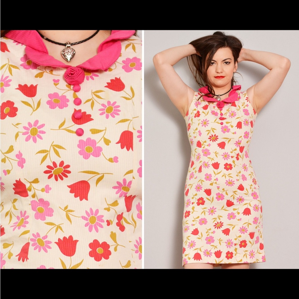 Red Pink Flowers Ribbed Mod Shift Dress